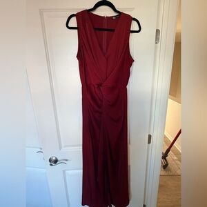 Elegant Burgundy Sleeveless Dress